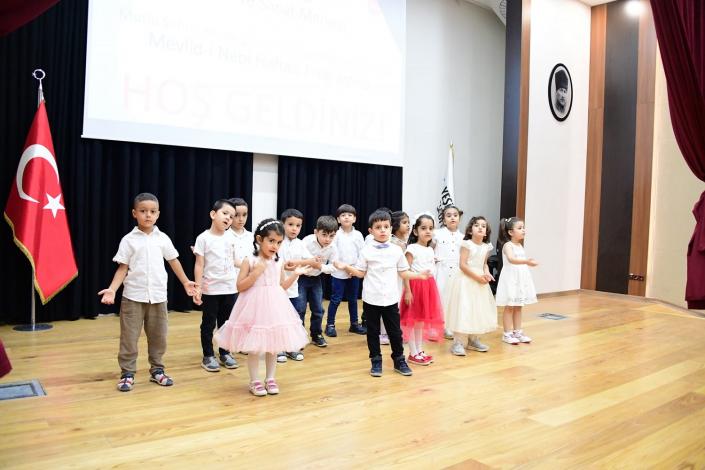 “Mutlu Şehrin Mutlu Çocukları Peygamberlerinin İzinde”